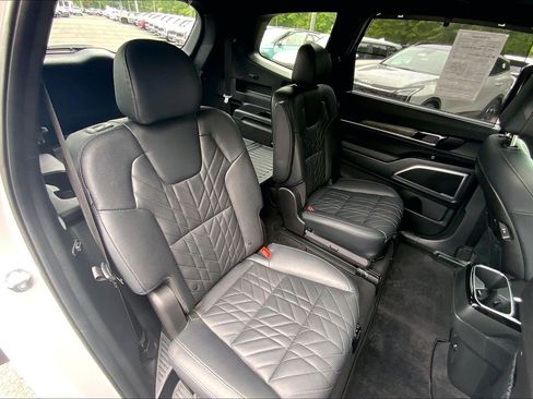 Used 2025 Kia Telluride EX X-Line AWD/4WD image 29