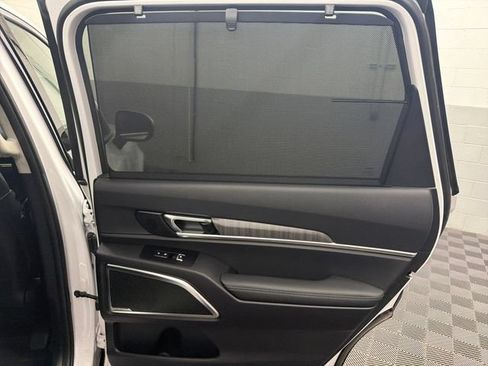 Certified 2024 Kia Telluride SX Prestige AWD/4WD image 20