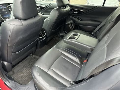 Used 2020 Subaru Outback Limited image 16