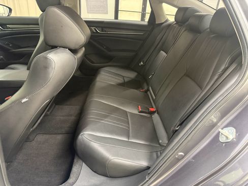 Used 2020 Honda Accord EX-L image 17