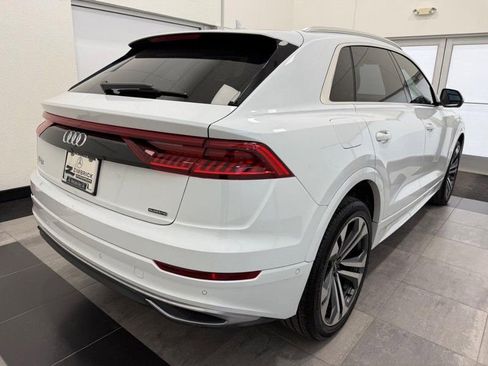 Used 2021 Audi Q8 Prestige image 2