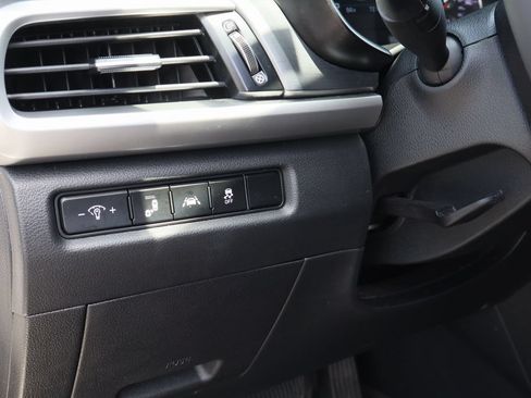 Used 2021 Kia Telluride S FWD image 12