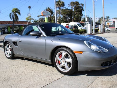 Used 2001 Porsche Boxster S RWD image 8