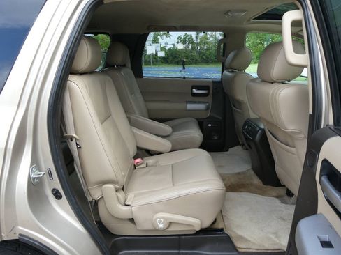 Used 2008 Toyota Sequoia Limited AWD/4WD image 34