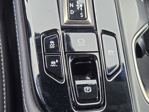 Used 2025 Lexus NX 350h AWD w/ Premium Package image 22