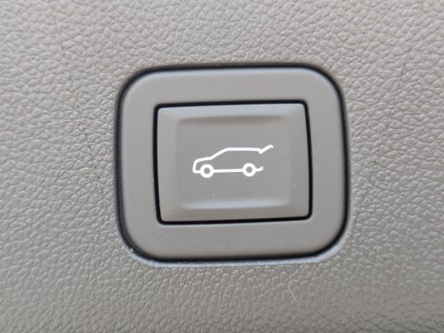 New 2026 Chevrolet Tahoe Premier image 9