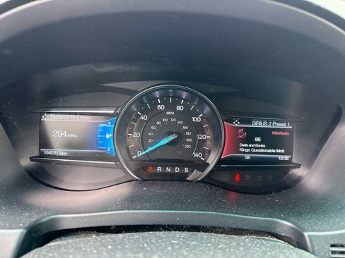 Used 2016 Ford Explorer XLT w/ Equipment Group 202A image 14