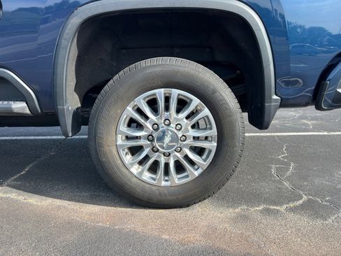 Used 2020 Chevrolet Silverado 3500 High Country w/ Z71 Off-Road Package AWD/4WD image 26