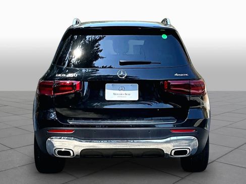 New 2026 Mercedes-Benz GLB 250 4MATIC image 5