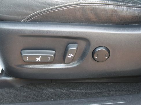 Used 2015 Toyota 4Runner Limited image 24