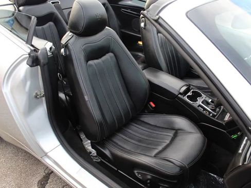 Used 2011 Maserati GranTurismo Convertible RWD image 36