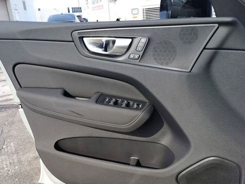 New 2026 Volvo XC60 B5 Core w/ Protection Package Premier image 7