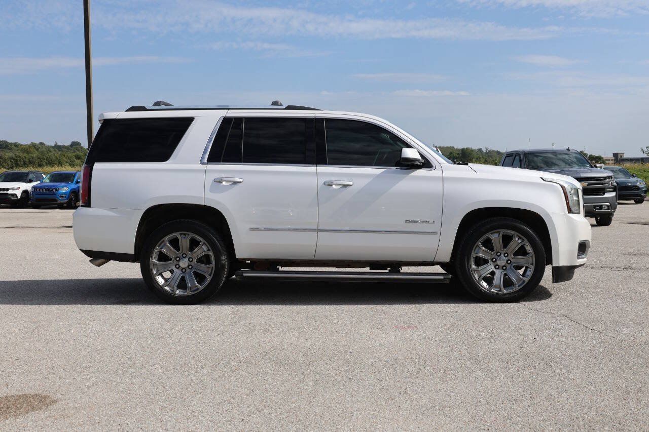 Used 2016 GMC Yukon Denali w/ Open Road Package AWD/4WD image 7