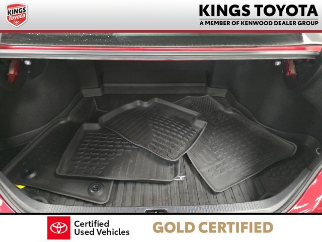 Used 2021 Toyota Camry LE FWD image 19