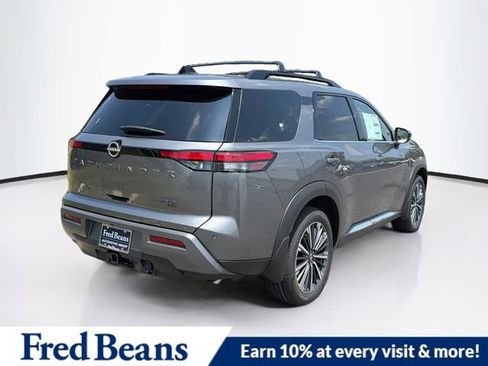 New 2026 Nissan Pathfinder Platinum w/ Cargo Package AWD/4WD image 9