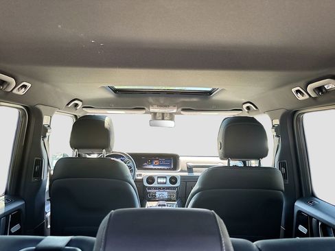Used 2021 Mercedes-Benz G 550 image 16
