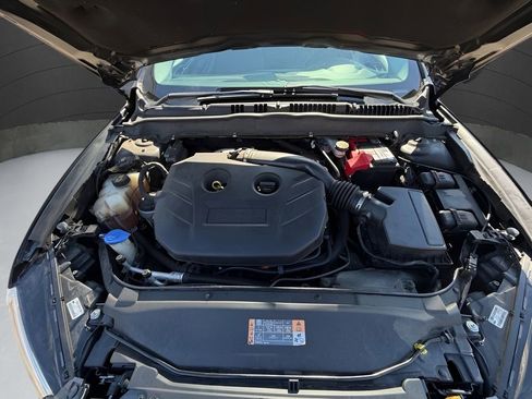 Used 2015 Ford Fusion Titanium image 23