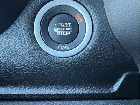 Used 2023 RAM 1500 Laramie image 22