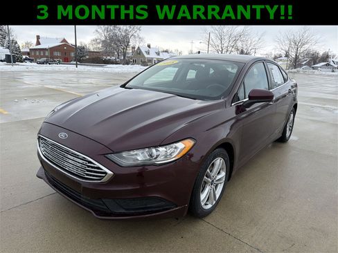 Used 2018 Ford Fusion SE w/ Fusion SE Technology Package image 26