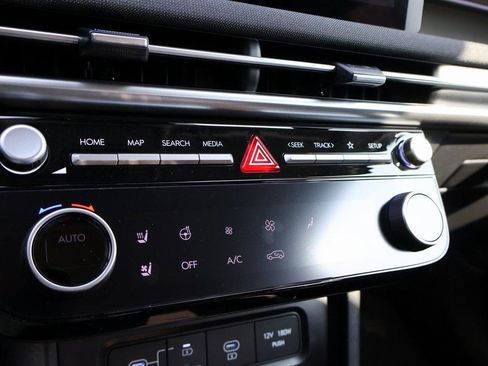 New 2026 Hyundai Tucson Limited image 38