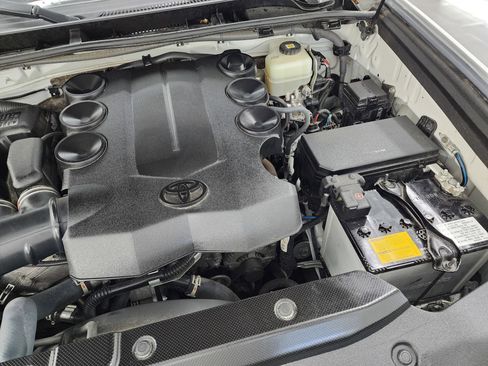 Used 2021 Toyota 4Runner SR5 image 17