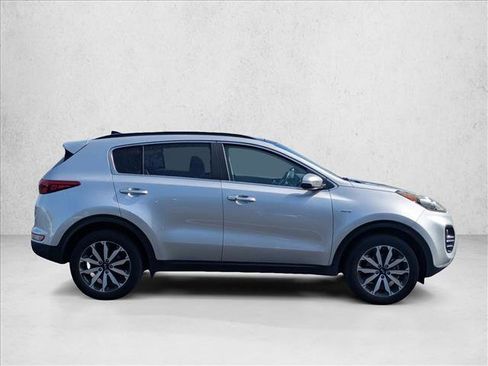 Used 2019 Kia Sportage EX w/ EX Premium Package AWD/4WD image 4
