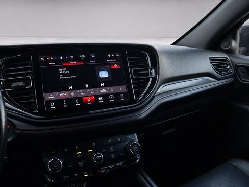 Used 2023 Dodge Durango GT RWD image 32