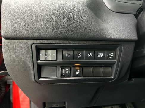 Used 2022 Toyota Tundra Limited w/ TRD Off-Road Package image 33