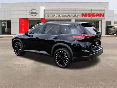 New 2026 Nissan Rogue SV FWD image 5