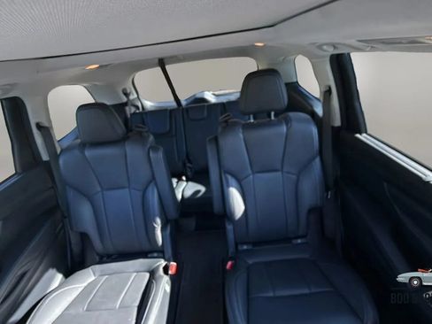 Used 2023 Subaru Ascent Limited w/ Technology Package AWD/4WD image 18