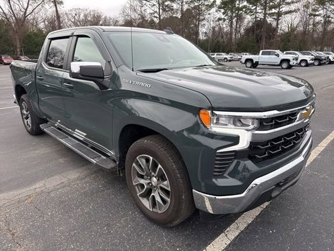 Used 2025 Chevrolet Silverado 1500 LT w/ Leather Package image 7