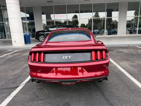 Used 2017 Ford Mustang GT Premium RWD image 4