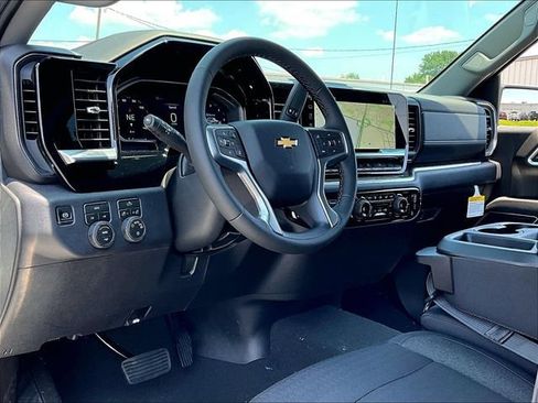 New 2026 Chevrolet Silverado 1500 LT AWD/4WD image 8