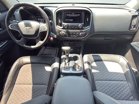 Used 2015 Chevrolet Colorado Z71 AWD/4WD image 41
