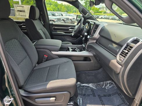 New 2026 RAM 1500 Big Horn AWD/4WD image 24