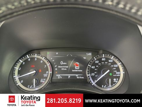 Used 2021 Toyota Highlander XLE image 25