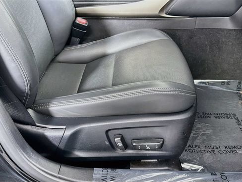 Used 2015 Lexus IS 350 w/ Navigation System Package RWD image 37