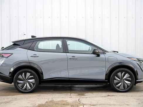 Used 2024 Nissan Ariya AWD image 49