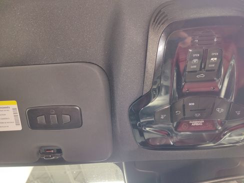 Certified 2023 Alfa Romeo Stelvio Veloce AWD/4WD image 28