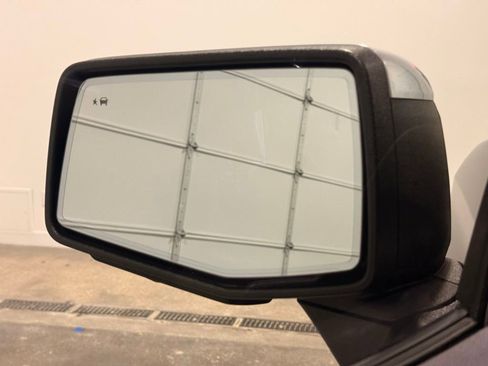 Used 2023 Chevrolet Silverado 1500 High Country w/ High Country Premium Package image 13