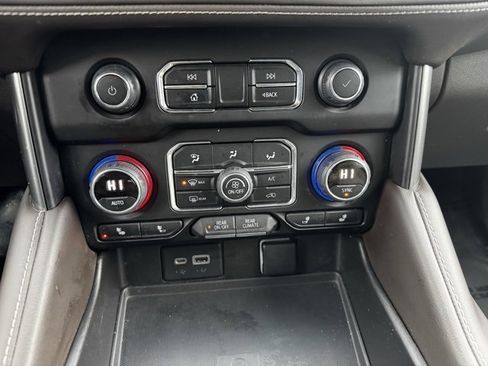 Certified 2022 Chevrolet Tahoe LT w/ Luxury Package image 11