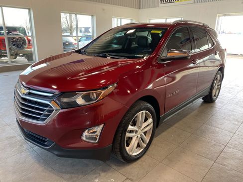 Used 2018 Chevrolet Equinox Premier image 1