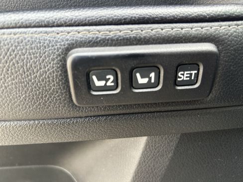 Used 2020 Toyota 4Runner Nightshade AWD/4WD image 17