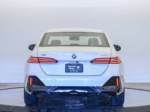 New 2026 BMW 530i xDrive w/ M Sport Package image 3