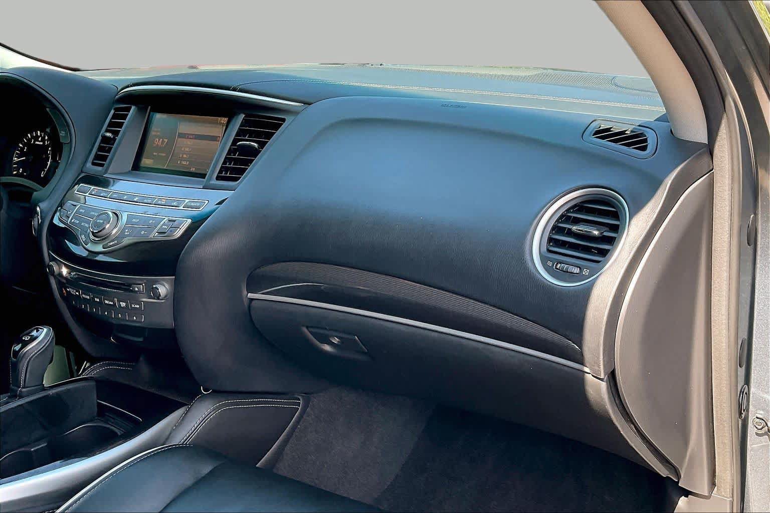 Used 2016 INFINITI QX60 Luxe AWD/4WD image 18