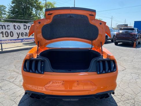 Used 2020 Ford Mustang GT Premium w/ GT Performance Package RWD image 4