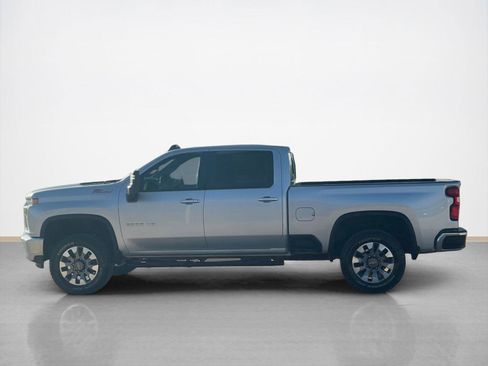 Used 2022 Chevrolet Silverado 2500 LT w/ Convenience Package AWD/4WD image 4