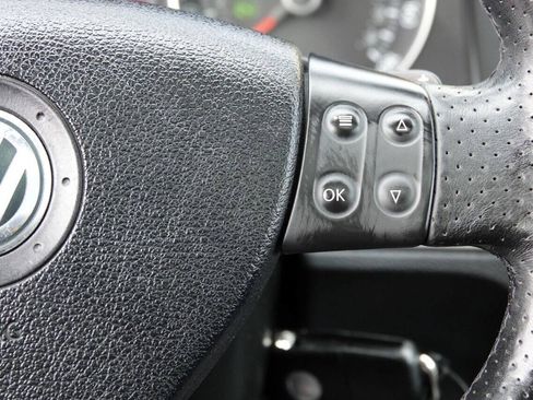 Used 2007 Volkswagen GTI 4-Door FWD image 70
