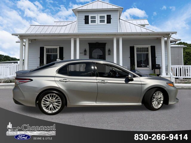 Used 2019 Toyota Camry XLE FWD image 5