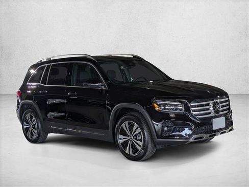 Certified 2025 Mercedes-Benz GLB 250 4MATIC image 6